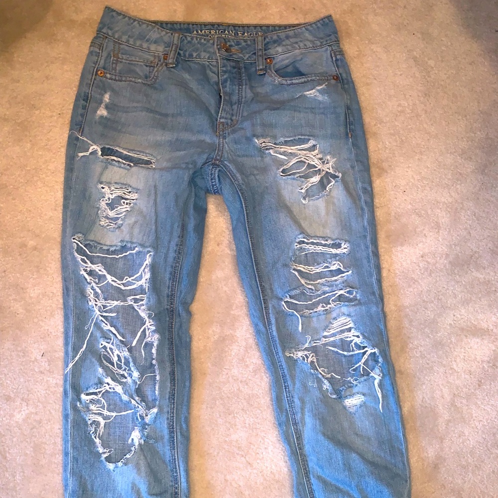 Boyfriend ripped jeans